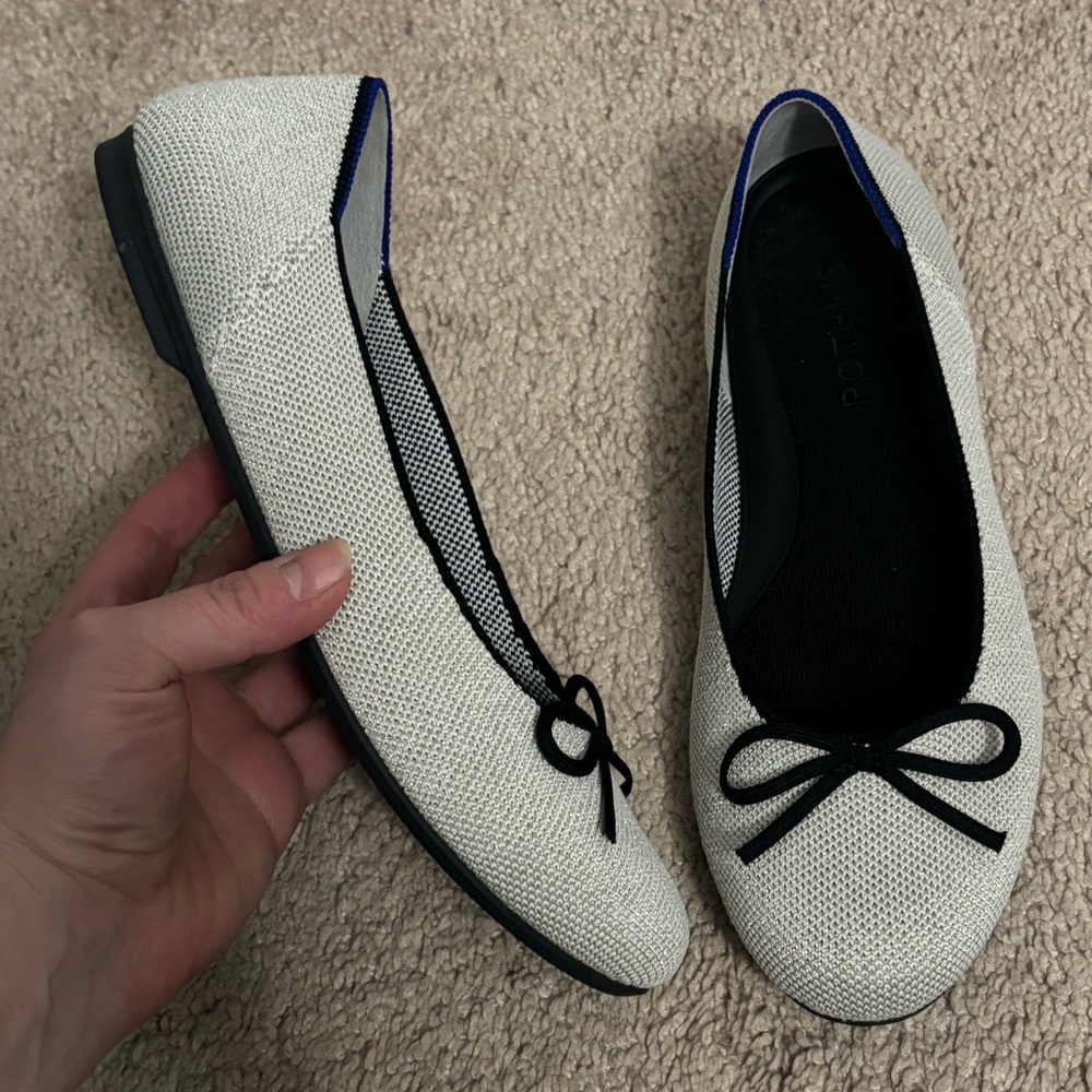 Rothy’s | Ballet Flats Round Toe Silver Sz 7.5‎
